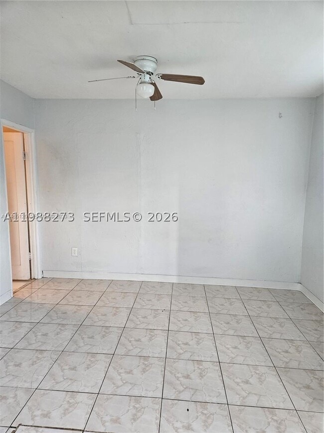 Building Photo - 1437 NE 110th St Unit 4
