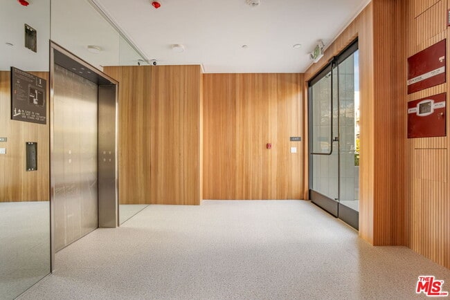 Photo - 2361 Fox Hills Dr Unit 201