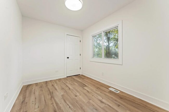 Photo - 18241 Ridgewood Ave