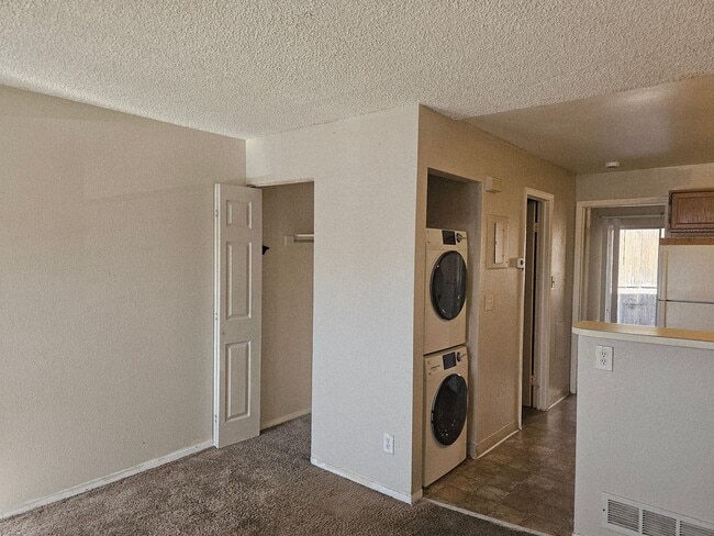 Photo - Cozy 1 Bedroom Condo with Assigned Parking Space