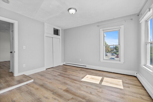 Photo - 300 Marginal St Unit 3