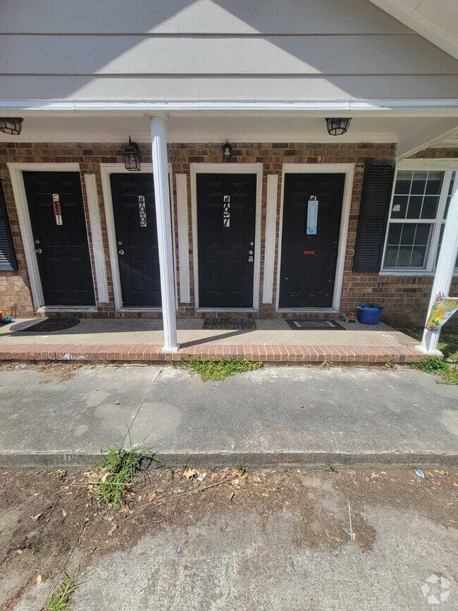 Building Photo - 497 W Buena Vista Ave Rental