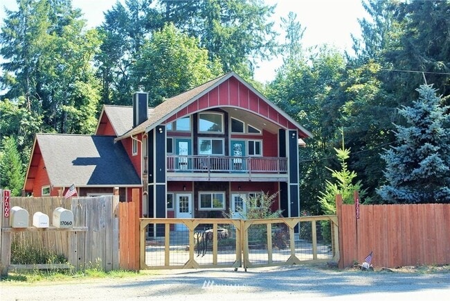 Building Photo - 17060 WA-106