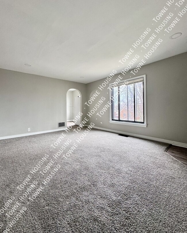 Photo - 16 Knowlton Ave