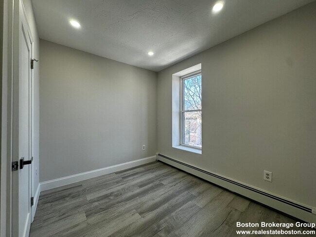 Photo - 90 Hammond St Unidad 4