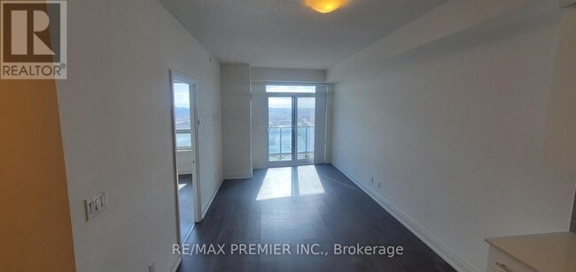 Photo - 3600 Hwy 7 W Unit 3009