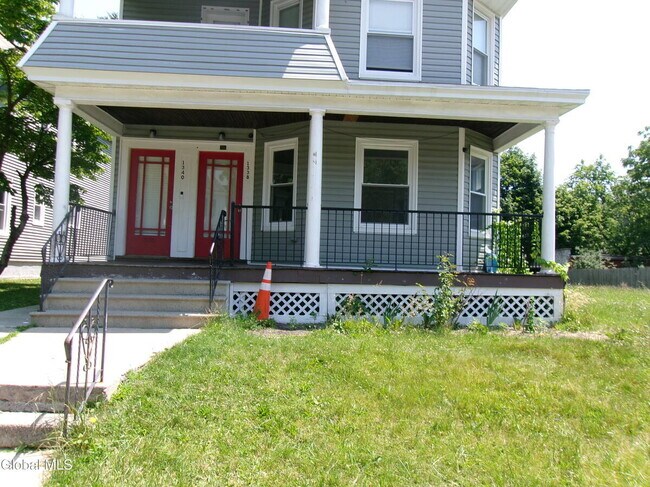 1338 Parkwood Blvd