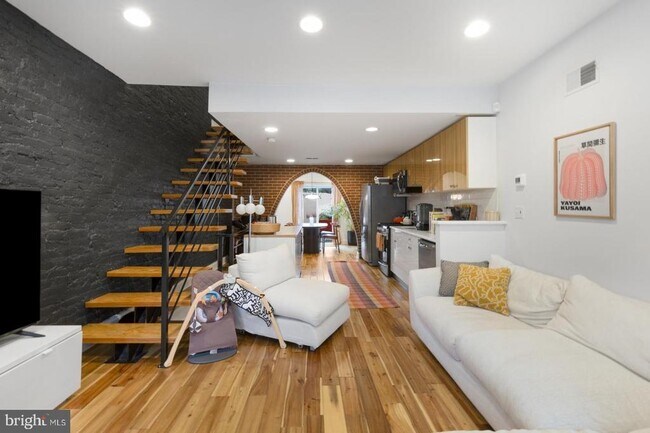 Photo - 2322 Wilder St