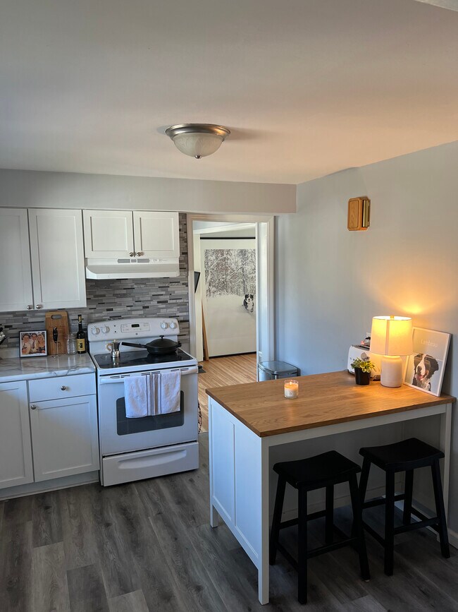 Photo - 914 Vincent Ave N Unit 914