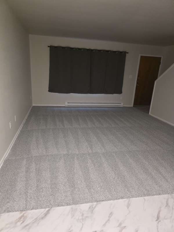 Photo - 800 S Thistle St