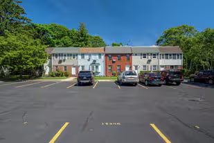 Building Photo - FAIRFIELD ESTATES AT HAMPTON BAYS Rental