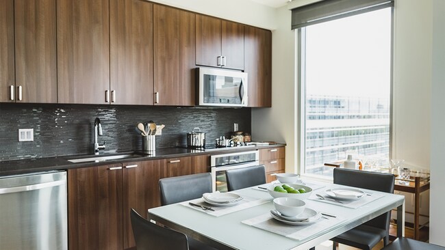 Accesorios de cromo Moen en cocinas y baños