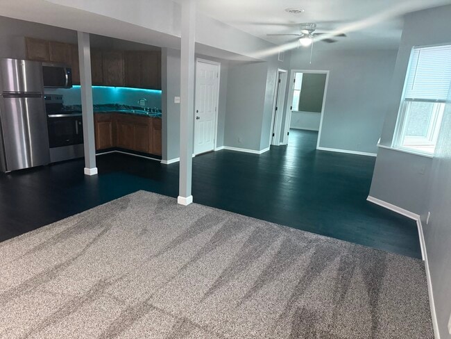 Photo - 524 E Grand Ave Unit 2