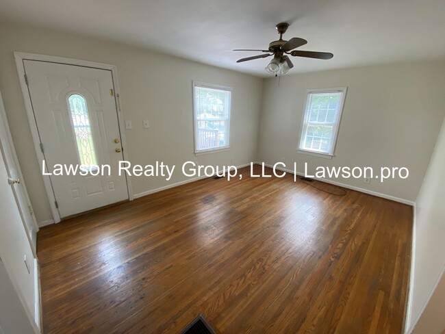 Photo - Two Bedroom Home In Salem with Spacious Ya...
