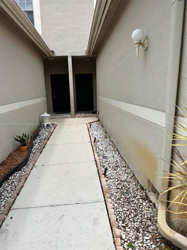 Photo - 1001 Sorrento Dr