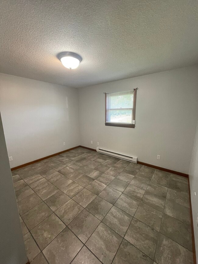 Bedroom - 918 N Walnut St Unit Apartment A