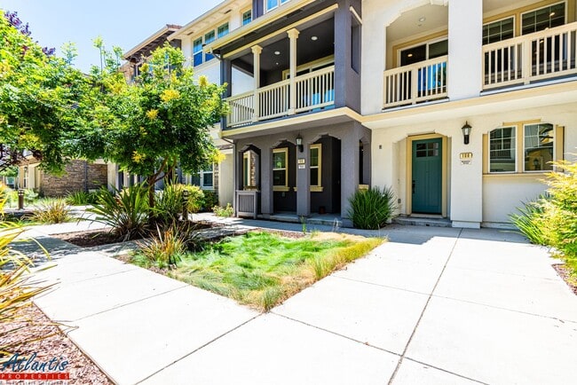 Photo - Gorgeous Condo | Premium Materials