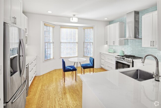 Building Photo - 453 Albany Ct Rental