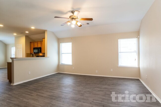 Photo - 10338 Whisper Bluff Dr