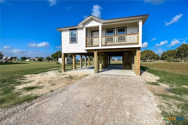 Photo - 544 Buckskin Dr