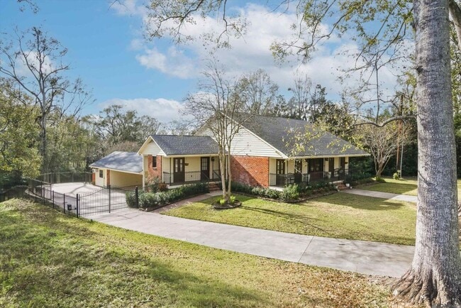 6414 Highland Rd