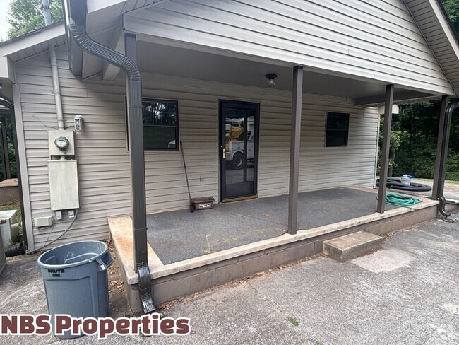 Building Photo - 809 Lester Rd Rental