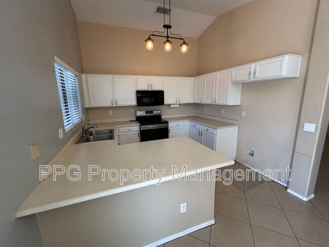 Photo - 11025 W Mountain View Dr