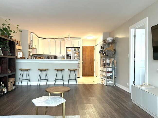 Photo - 5601 N Sheridan Rd Unit 20B