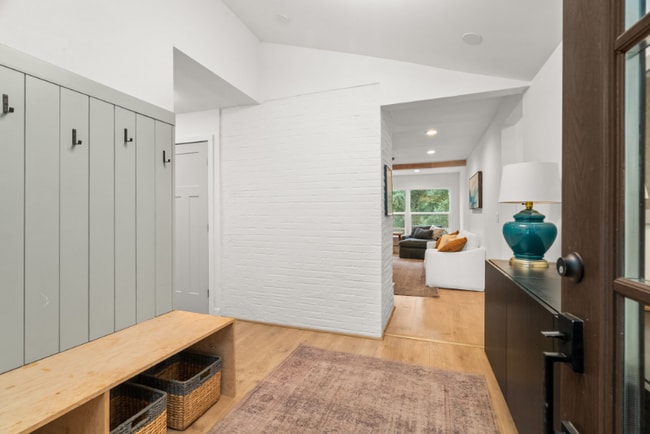 Photo - 7105 20th Ave SE