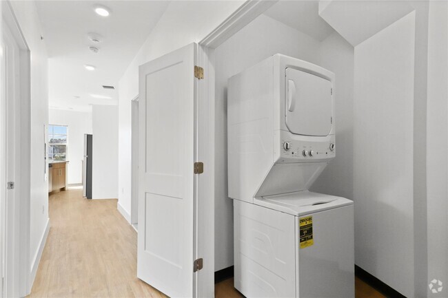 Building Photo - 1 N Main St Unit 310 Rental