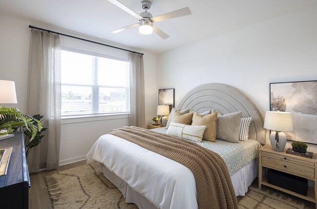 Photo - 10203 Karsten Rd Unit 2222