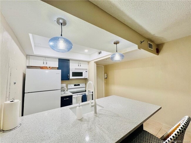 Photo - 9800 S Ocean Dr Unit 211