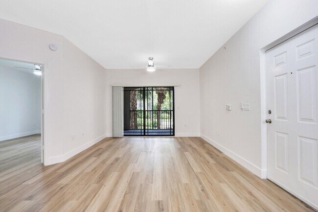 Photo - 3023 Alcazar Pl Unit 203