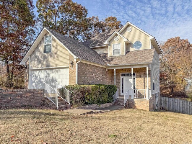 Photo - 20 Hillcrest Ln