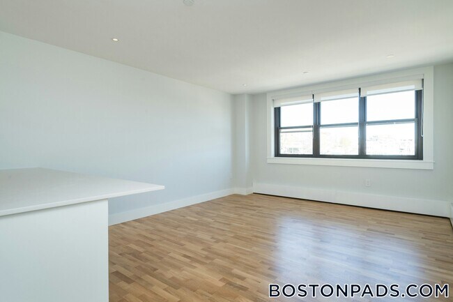 Photo - 1410 Columbia Rd Unit 17H