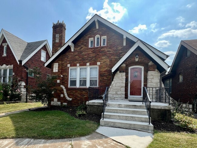 Building Photo - 5644 Milentz Ave Rental