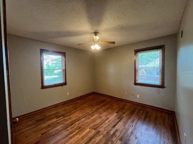 Photo - Renovated 3 Bedroom 1.5 Bath Home for Rent!