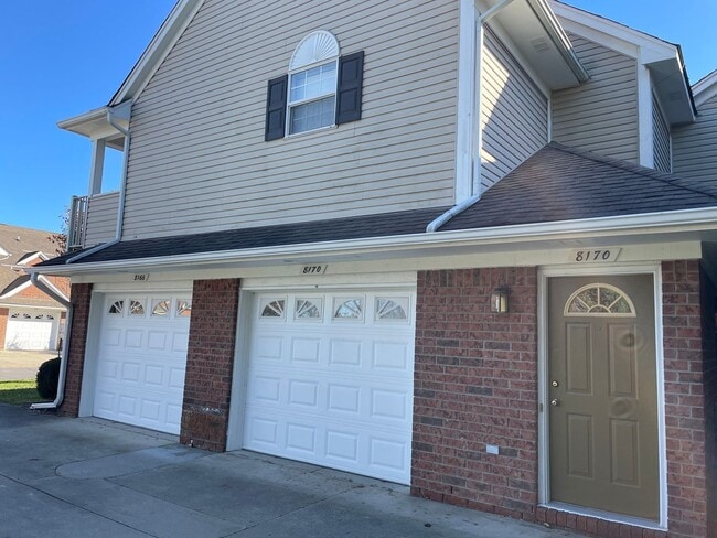 Photo - Shelby Township 2 Bedroom, 2 Bath Condo-Style Apartment, ATT. Garage & Pool