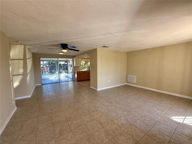 Photo - 3931 Claremont Dr