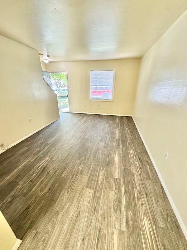 Photo - 1806 Chicago Ave