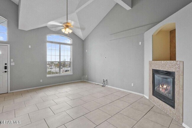 Photo - 653 Pete Payan Dr