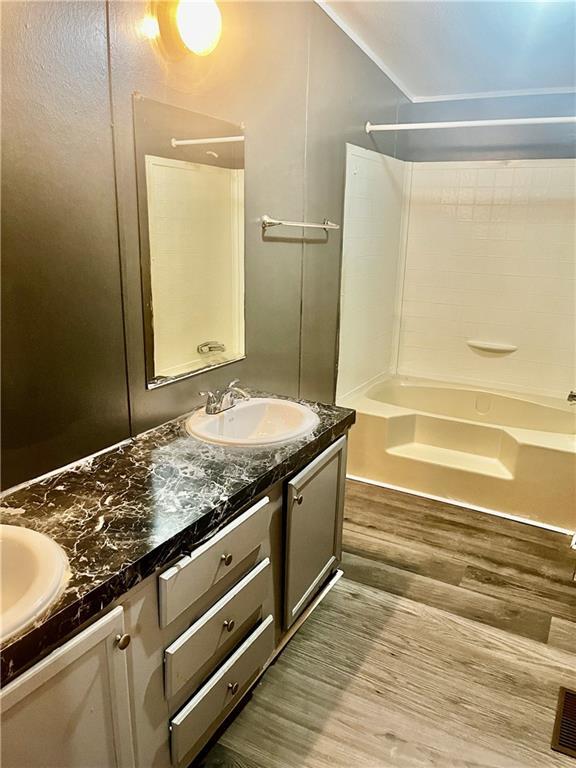 Photo - 1914 Pinehurst Ln