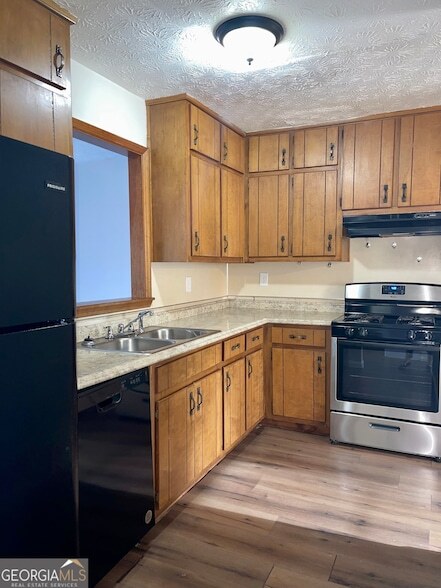 Photo - 5882 Sheldon Ct