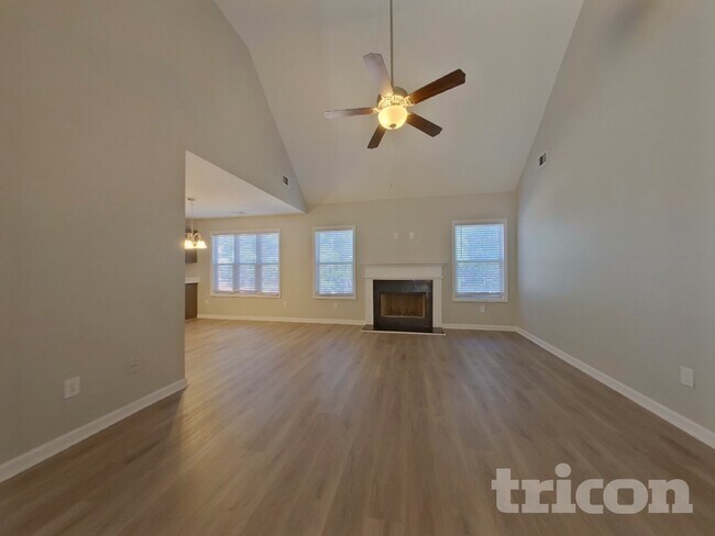 Photo - 110 Andrews Ct