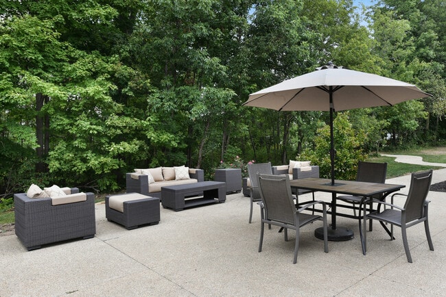 Portage Pointe Apartments