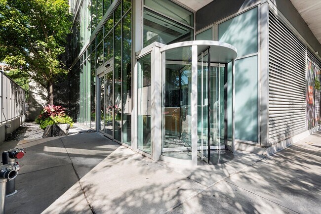 Photo - 1720 S Michigan Ave