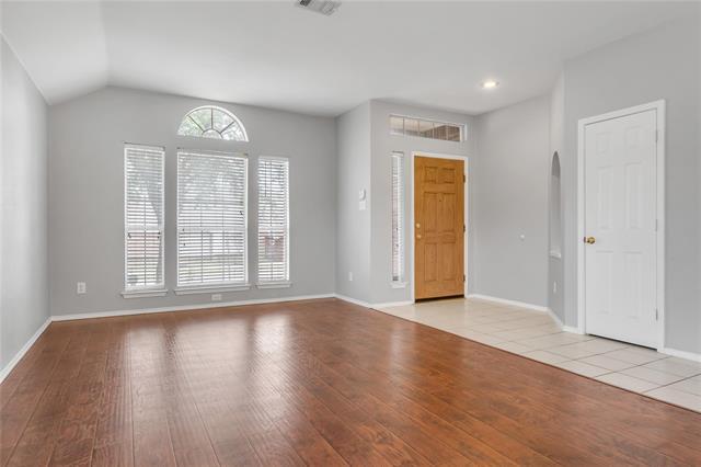 Photo - 6921 Highland Crest Ln