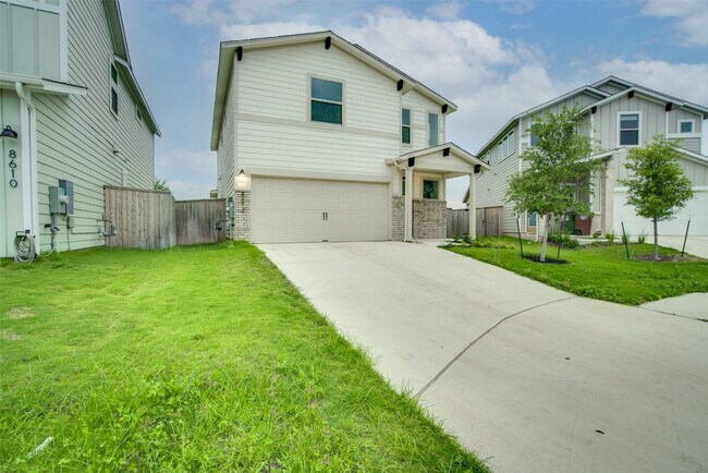 Photo - 8612 Cumbrae Ln
