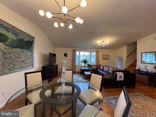 Photo - 6310 Carnegie Dr