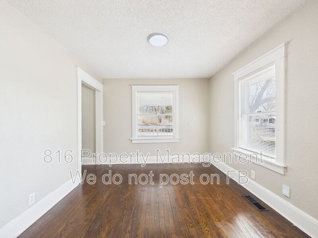Photo - 5710 Askew Ave